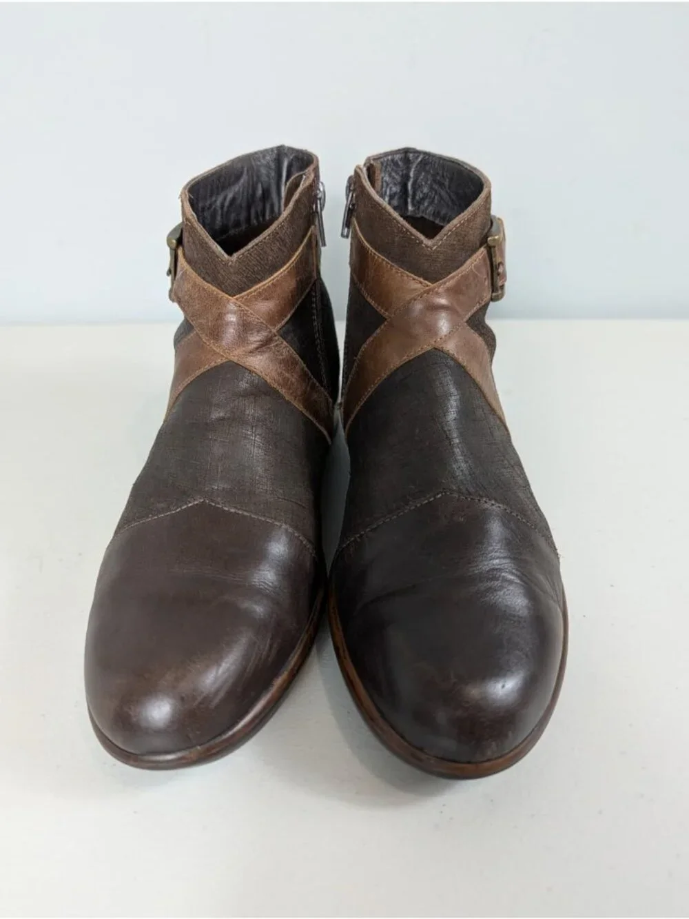 Naot Brown Leather Ankle Boots with Buckle & Side Zipper Closure women's size 7